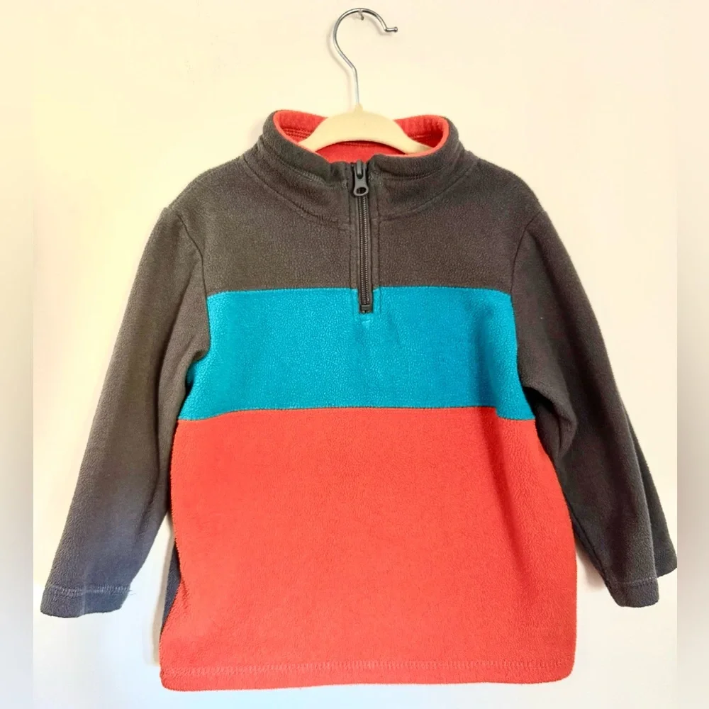 The Children’s Place Boys Fleece Top, Size 2T